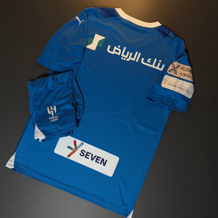 کیت اول 2024 الهلال همراه با شورت وارداتی اورجینال