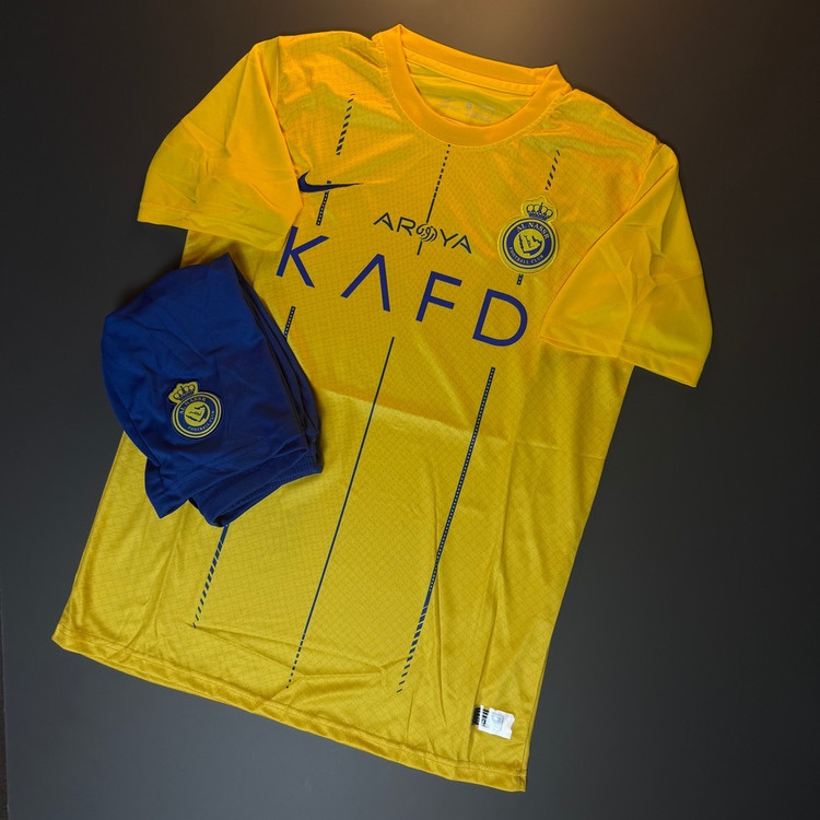 کیت اول 2024 النصر همراه با شورت وارداتی اورجینال