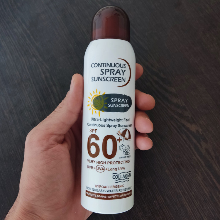 اسپری ضد آفتاب spf60 برای صورت و بدن فاقد چربی سفید کننده
