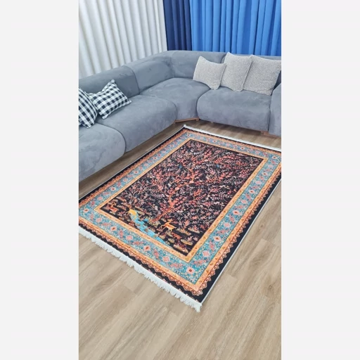 فرشینه مخمل ابریشم طرح درخت زندگی و آهو زمینه سرمهای با حاشیه فیروزهای کد A082