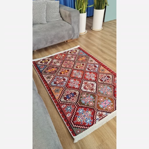 فرشینه مخمل ترک قشقایی طرح سنتی لاکی کد O159