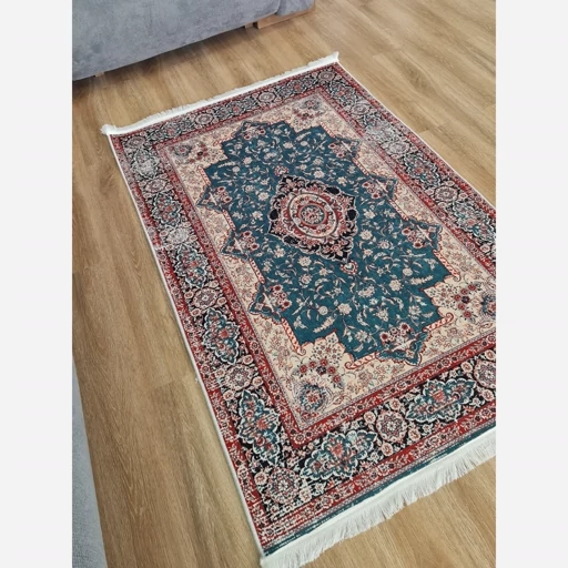 فرشینه مخمل ترک طرح سنتی بیجار h146 رویه کار نرم و لطیف