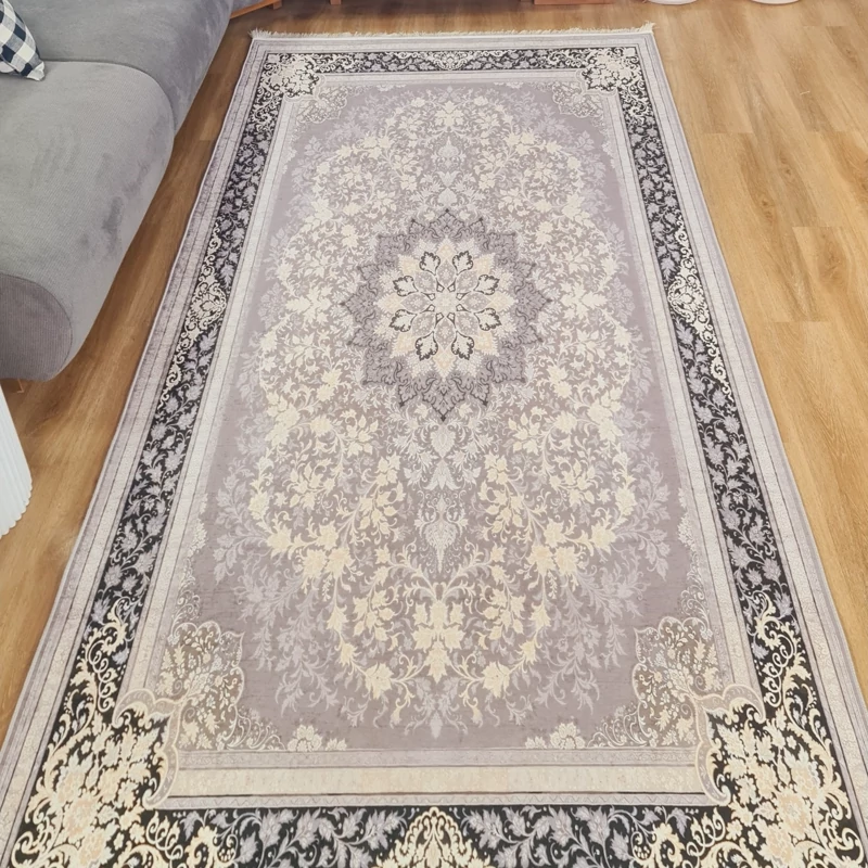 فرشینه طوسی مدرن جنس مخمل هازان تُرک استُپ دار(ابعاد دلخواه)ضد لغزش کد u13