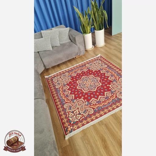 فرشینه مخمل مربعی استُپ دار ( اصلا سُر نمیخوره ) q117