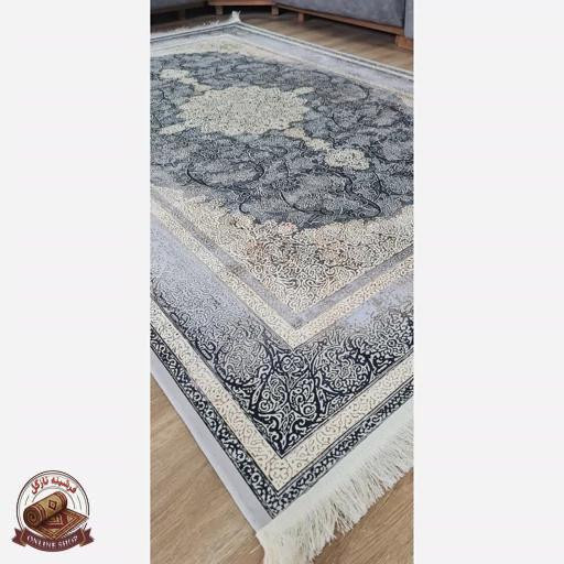 فرشینه طوسی مدرن جنس مخمل هازان تُرک استُپ دار (ضد سُر) کد u57