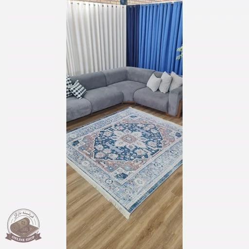 فرشینه طوسی آبی مدرن جنس مخمل تُرک استُپ دار ابعاد دلخواه