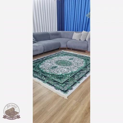 فرشینه سبز جنس مخمل مدرن استُپ دار (ابعاد دلخواه) h555