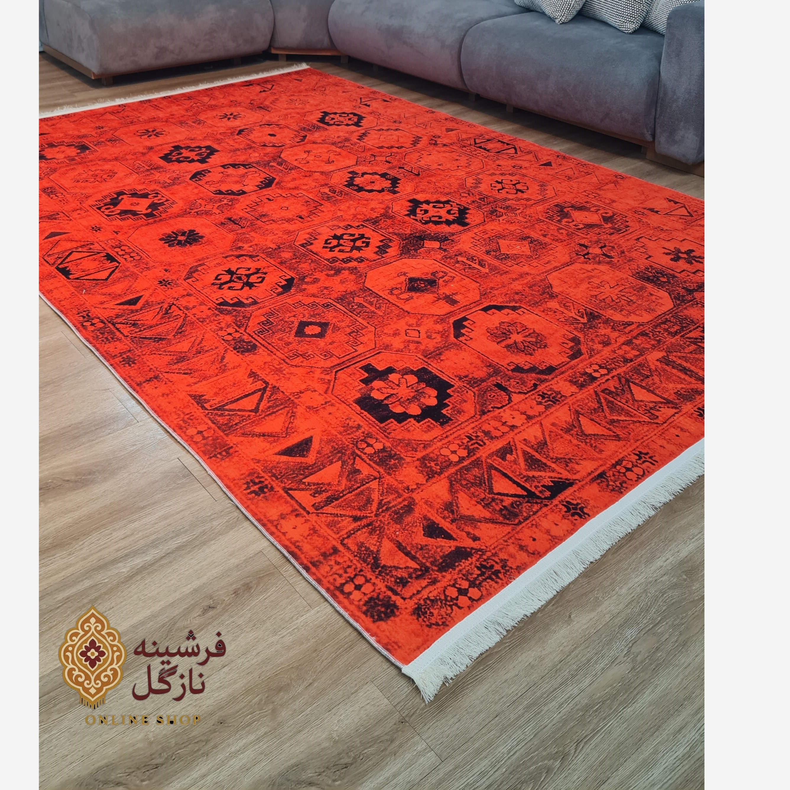 فرشینه مخمل طرح ابریشمی قرمز ترمز دار (ابعاد دلخواه) a090 (پس کرایه)