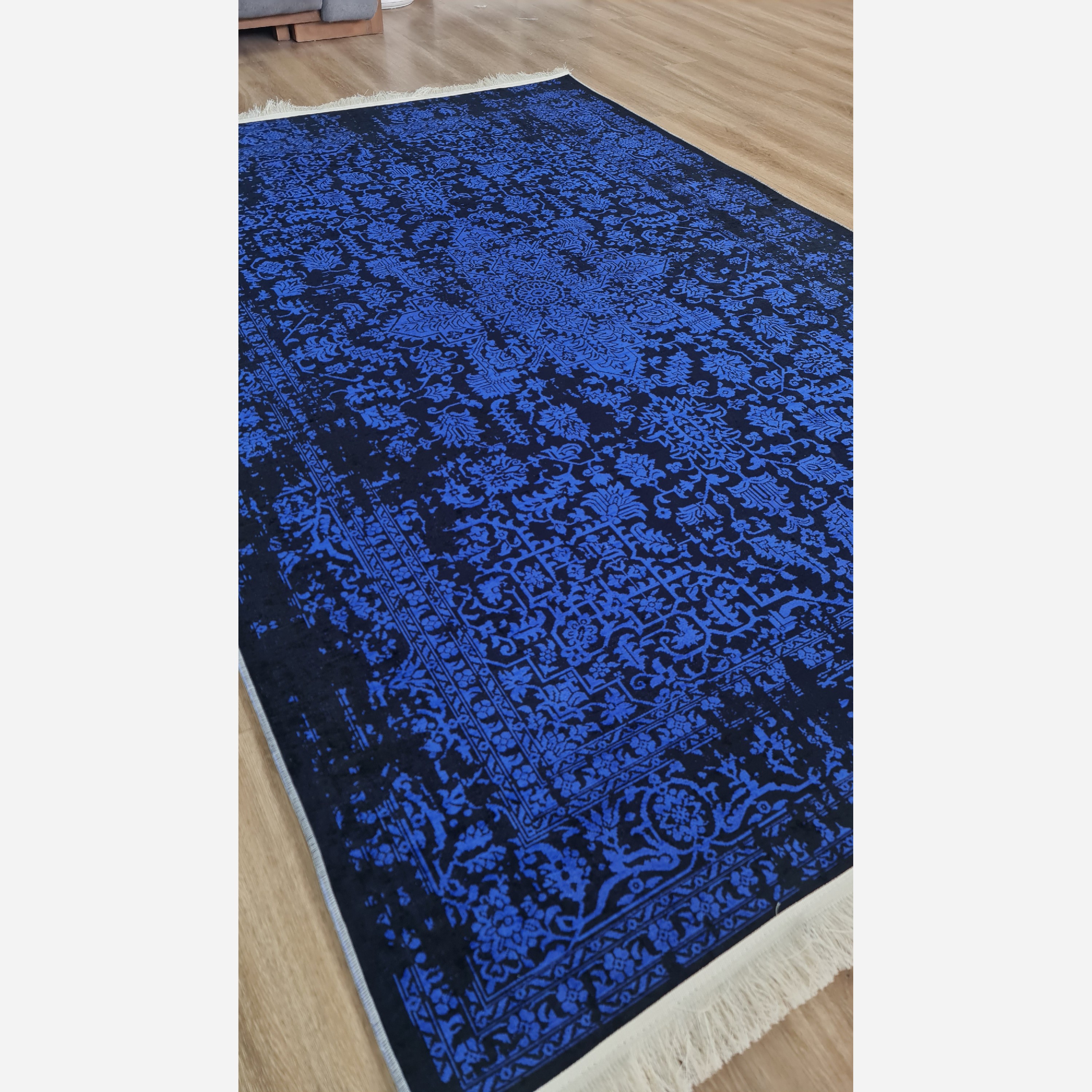 فرشینه لاکی تیره جنس مخمل استُپ دار (ابعاددلخواه) U178(پس کرایه)