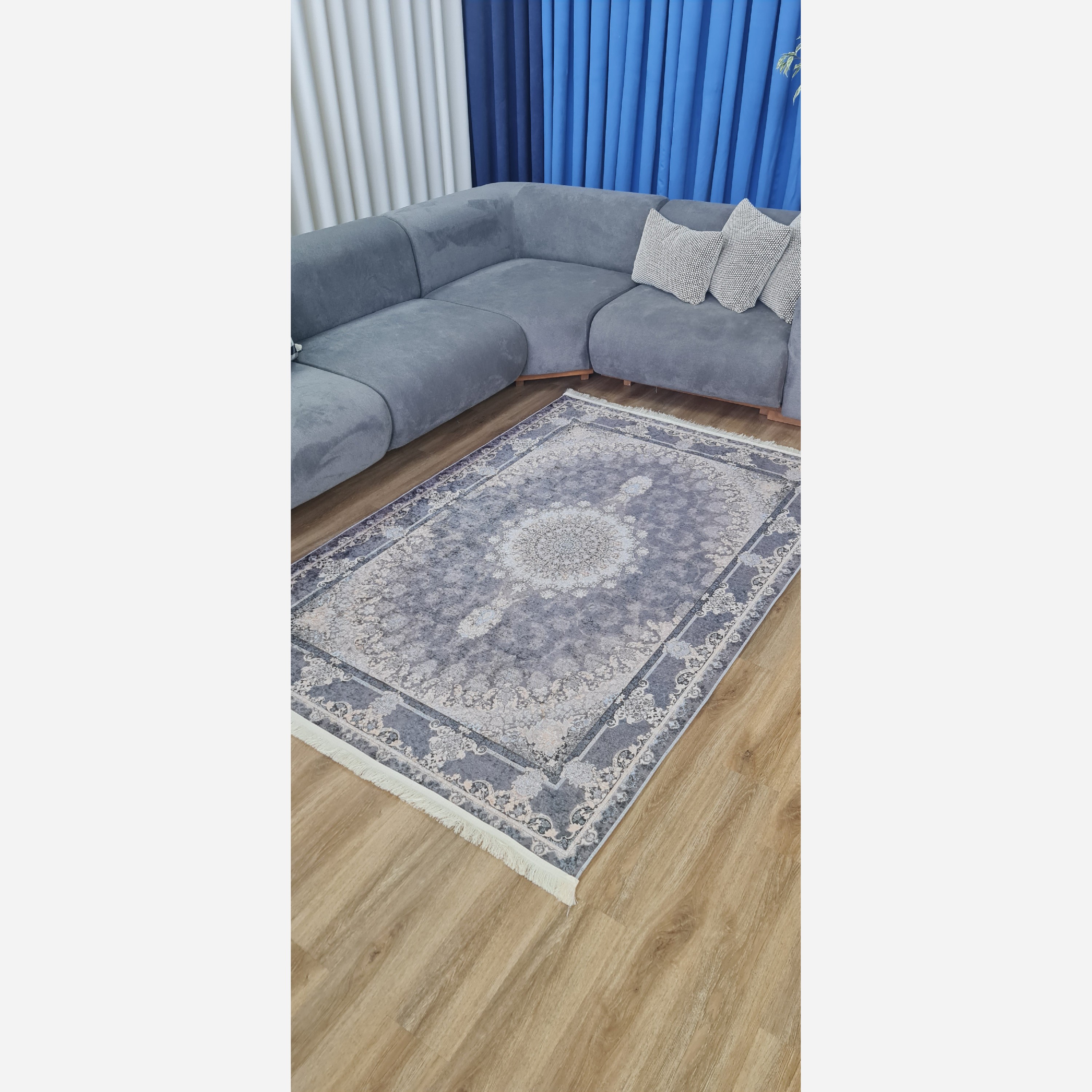 فرشینه مدرن جنس مخمل تُرک ابعاد دلخواه تولید میشه استُپ دار(پس کرایه)