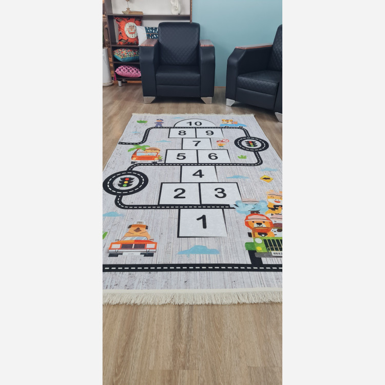 فرشینه کودک جنس مخمل طرح لِی لِی استُپ دار( ابعاد دلخواه) u300 (پس کرایه)