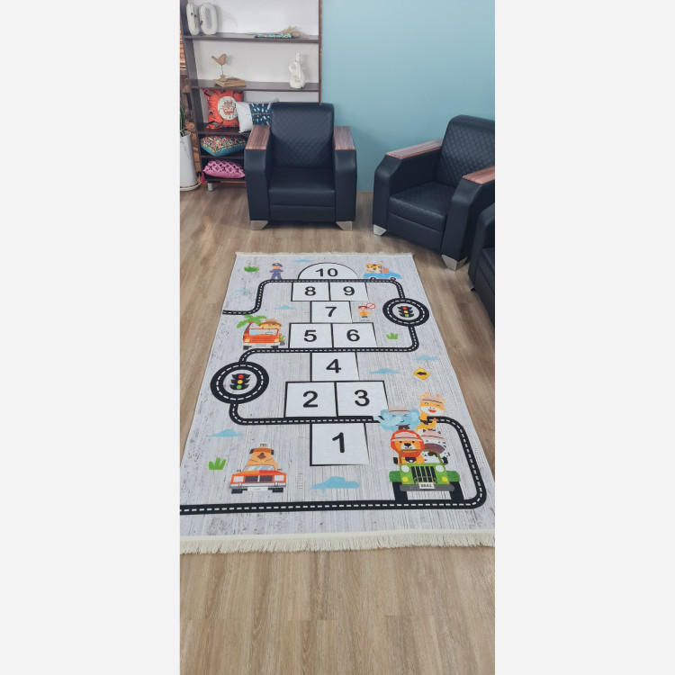 فرشینه کودک جنس مخمل طرح لِی لِی استُپ دار( ابعاد دلخواه) u300 (پس کرایه)