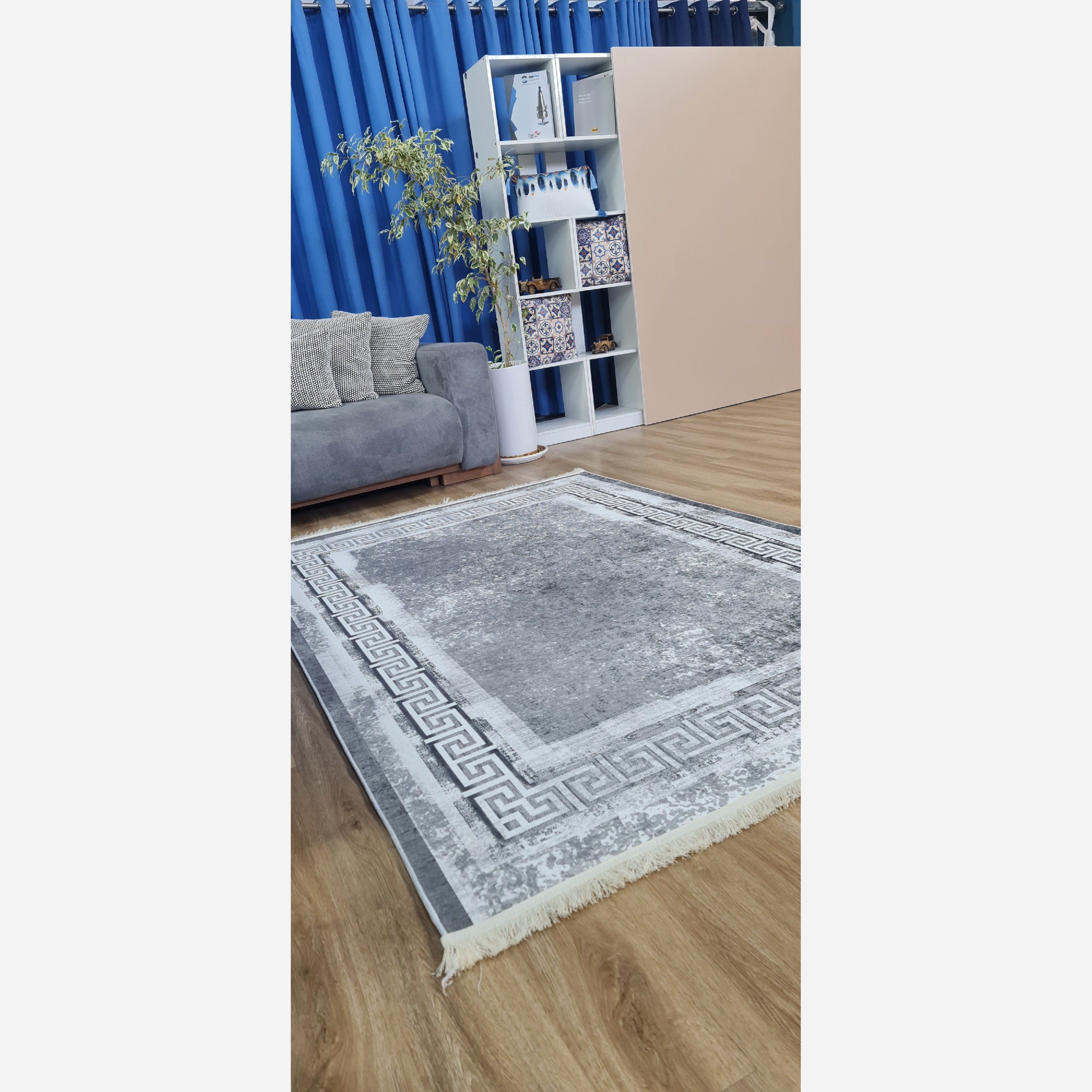 فرشینه خاکستری مدرن جنس مخمل تُرک تولید ابعاد دلخواه استُپ دار(پس کرایه)