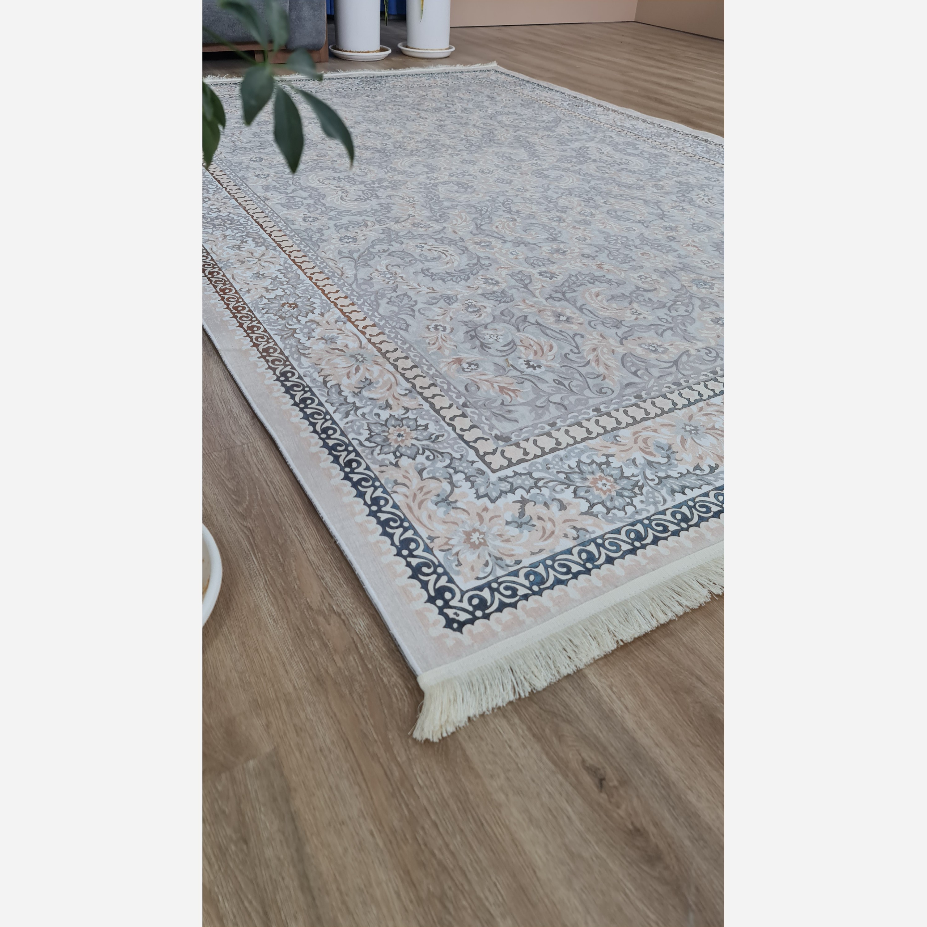 فرش افشان طوسی جنس مخمل هازان تُرک استُپ دار(ابعاد سفارشی)ضد سُر(پس کرایه)