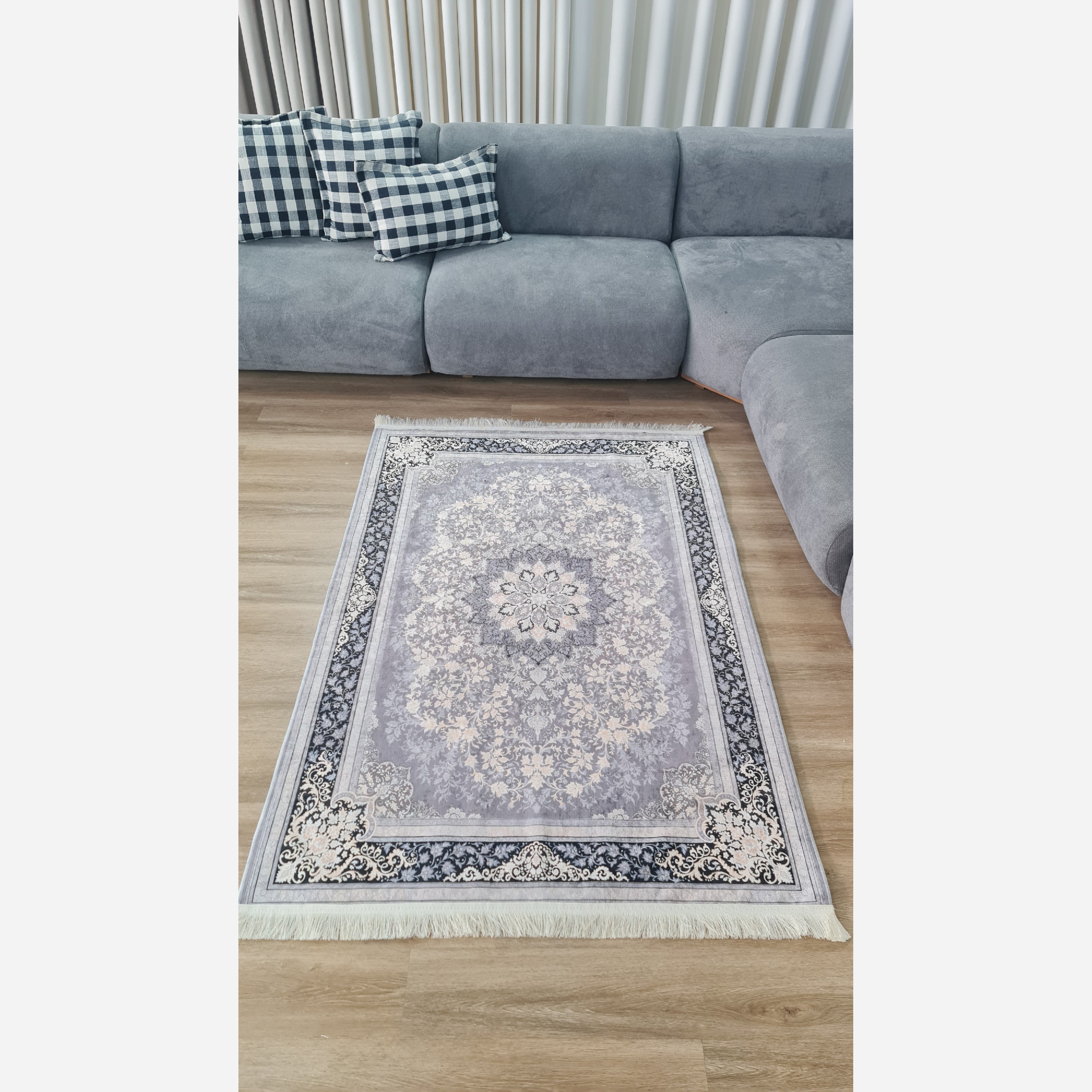 فرشینه طوسی مدرن جنس مخمل هازان تُرک استُپ دار(ابعاد سفارشی)ضد سُر(پس کرایه)