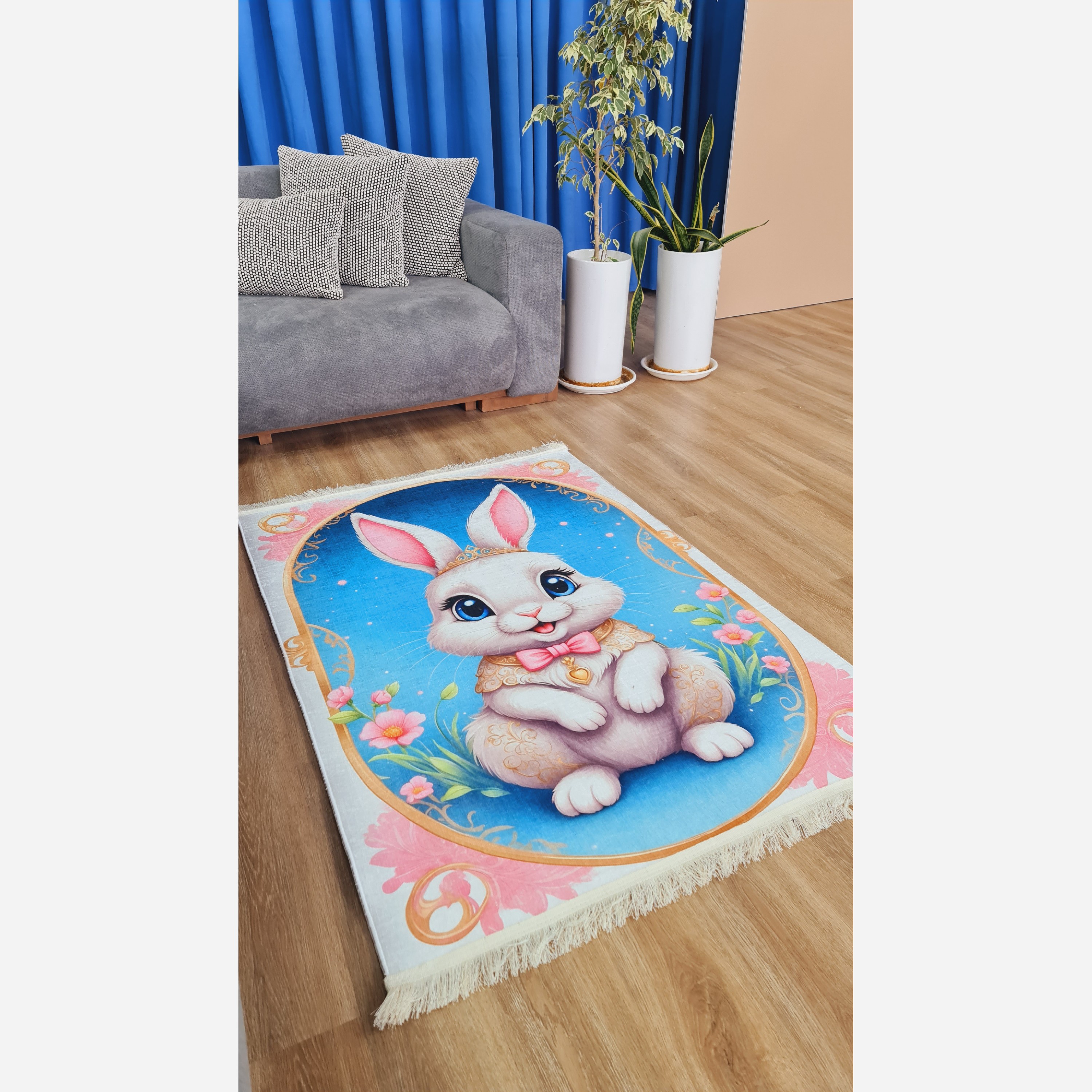 فرش اتاق کودک جنس مخمل طرح خرگوش استُپ دار( ضد سُر) (پس کرایه)