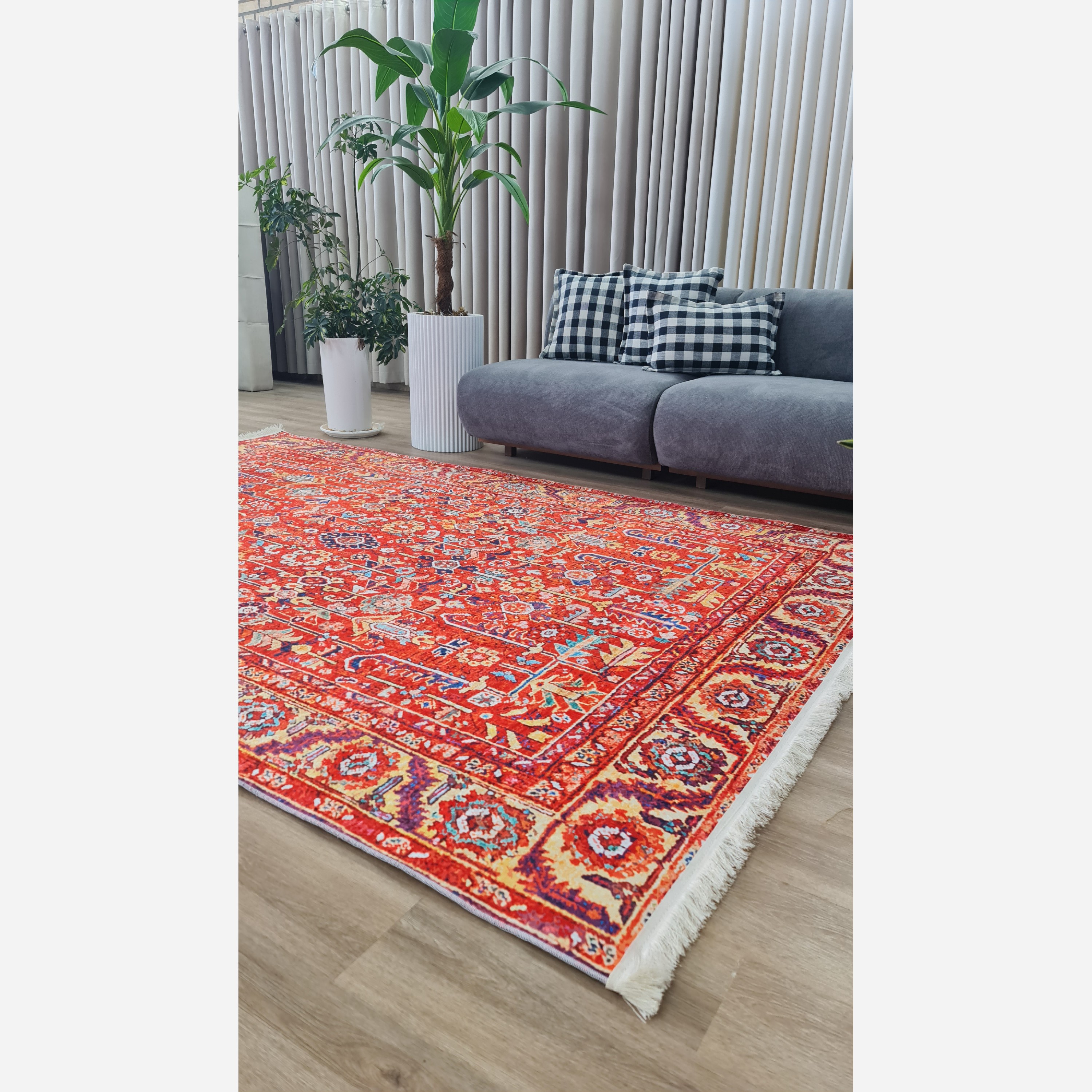 فرش سنتی لاکی جنس مخمل استُپ دار ( ضد سُر ) (پس کرایه)