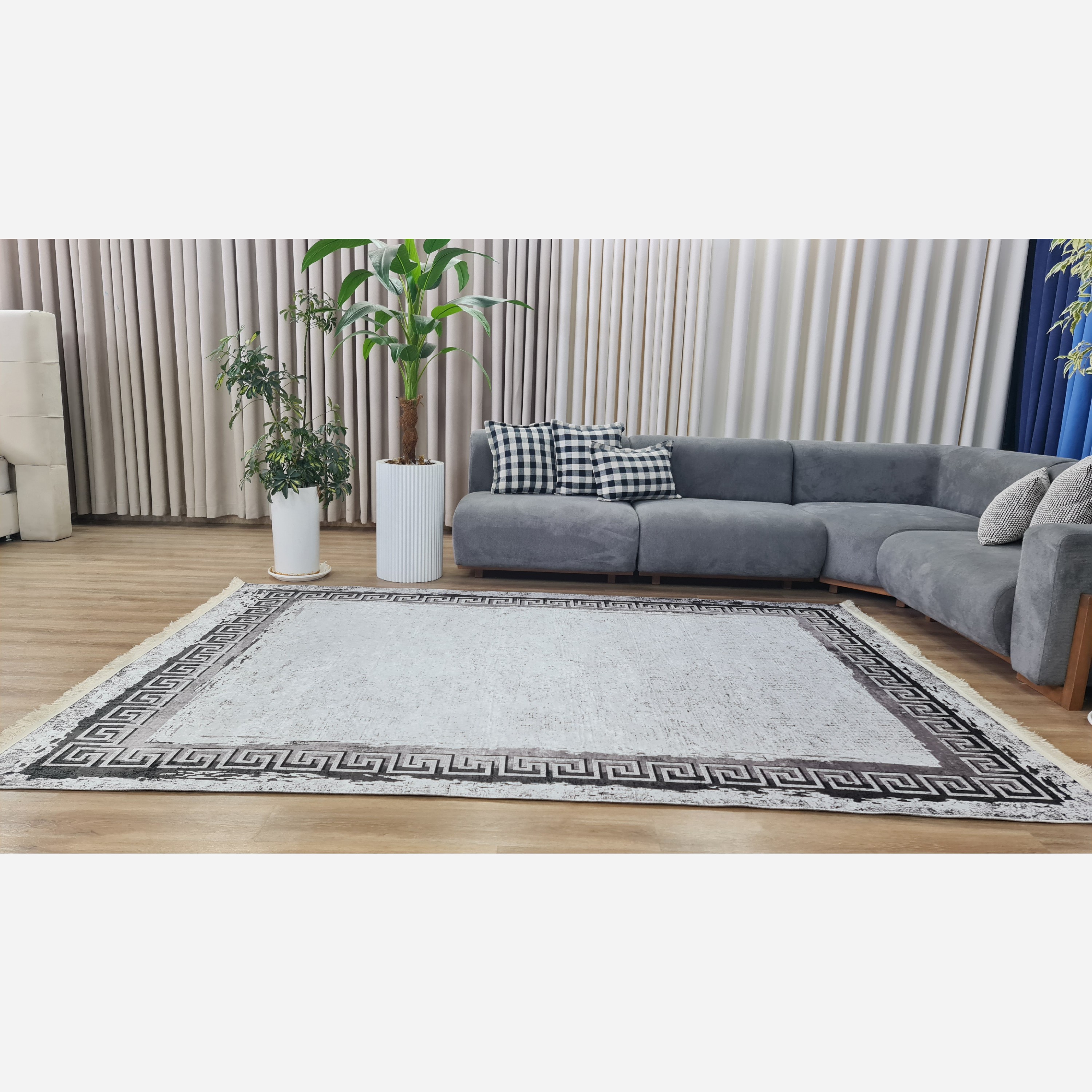 فرش خاکستری مدرن جنس مخمل استُپ دار (اصلا سُر نمیخوره) (پس کرایه)