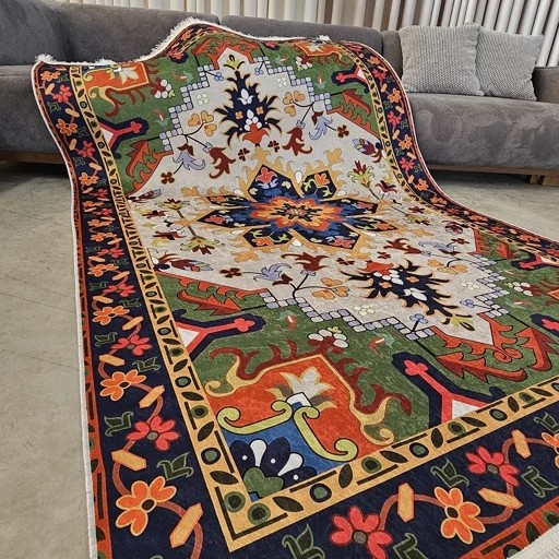 فرشینه مخمل لاکی طرح سنتی استُپ دار (ابعاد دلخواه) O138 (پس کرایه)