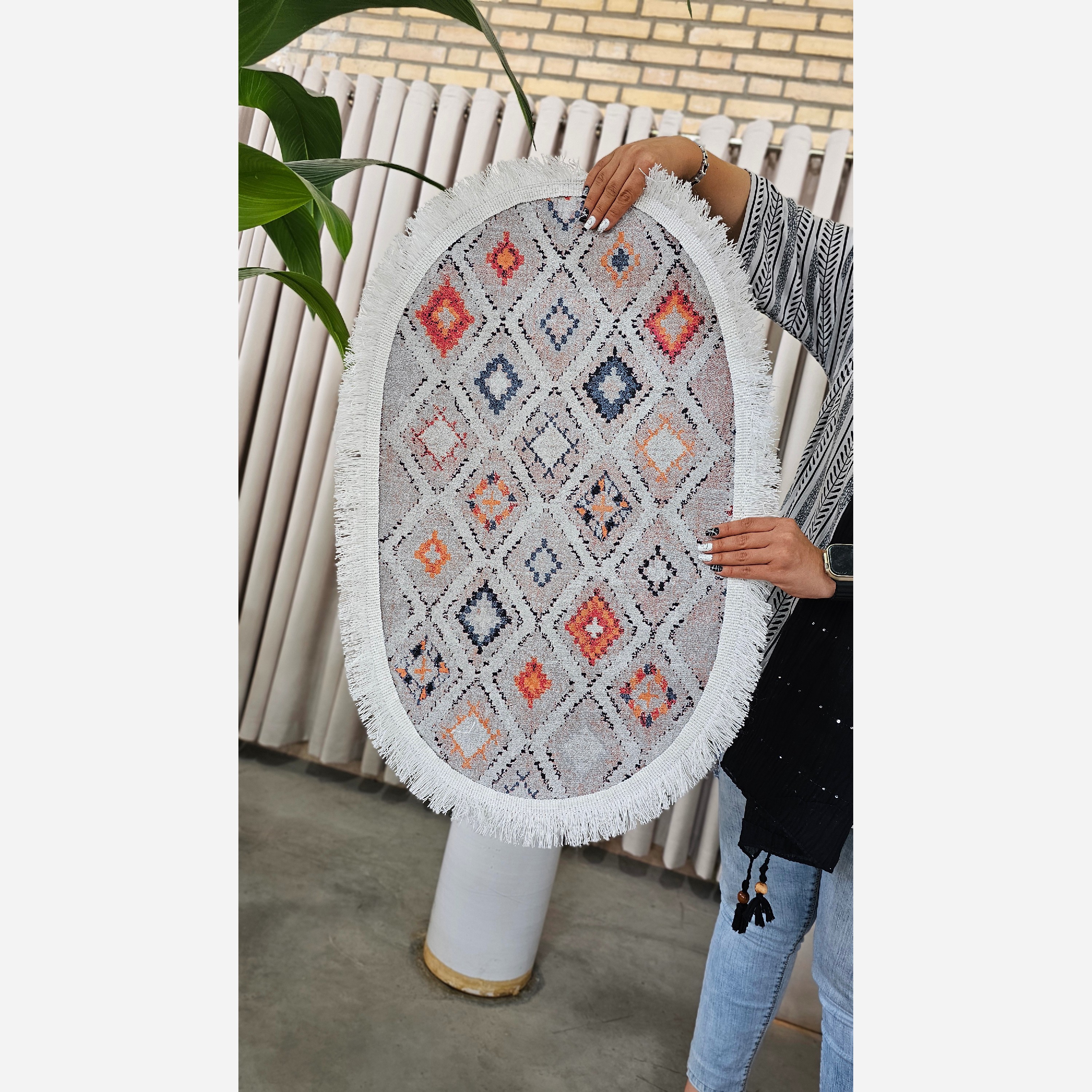 فرشینه پادری بیضی مخمل استُپ دار (اصلا لیز نمیخورن)  (پس کرایه)