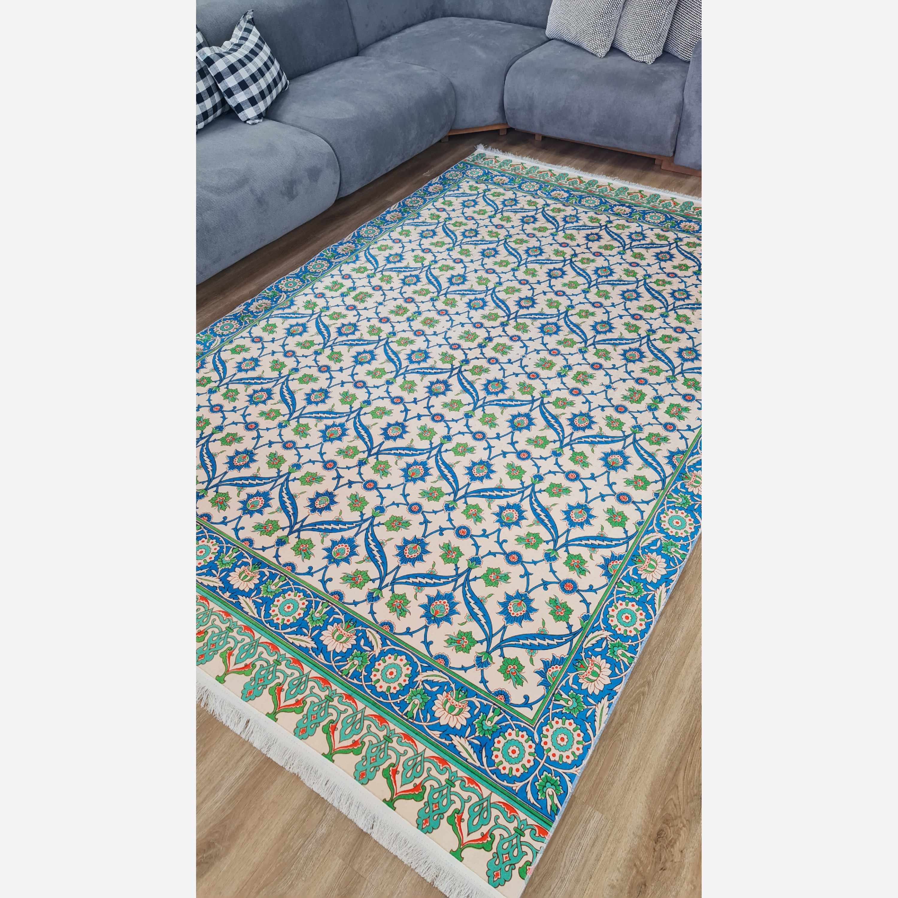 فرشینه مخمل طرح ابریشمی استُپ دار ( سُر نمیخوره)  a054 (پس کرایه)