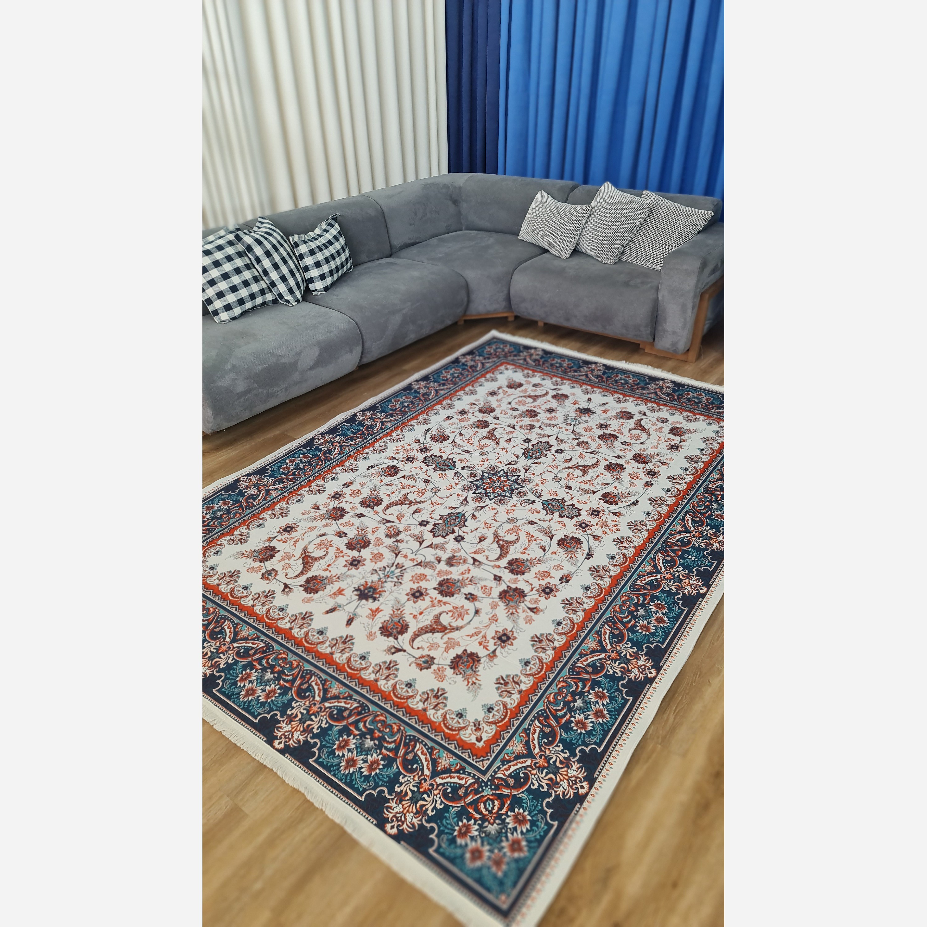 فرش مدرن مخمل استُپ دار (اصلا لیز نمیخوره) o134 (پس کرایه)