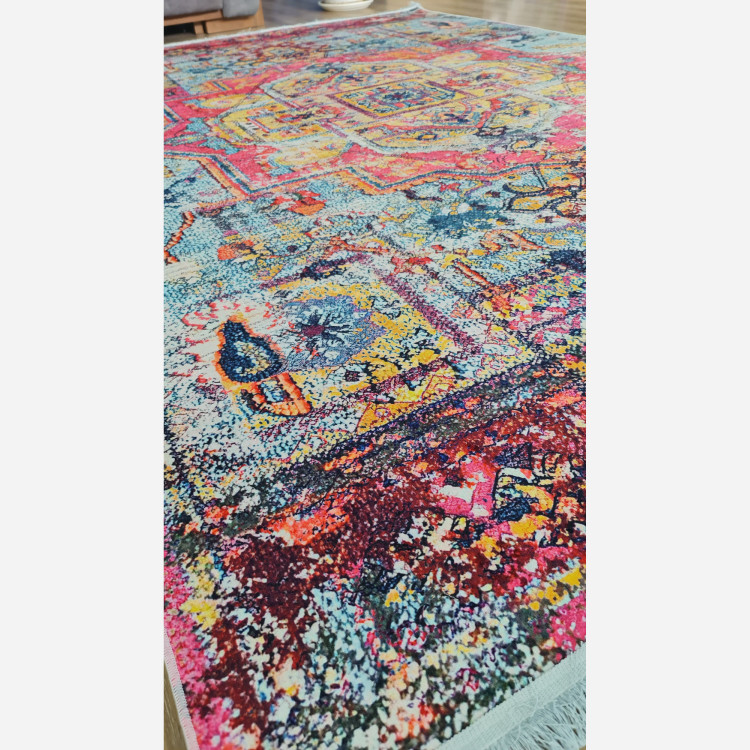 فرش مخمل طرح سنتی استُپ دار (اصلا لیز نمیخوره) m150 (پس کرایه)