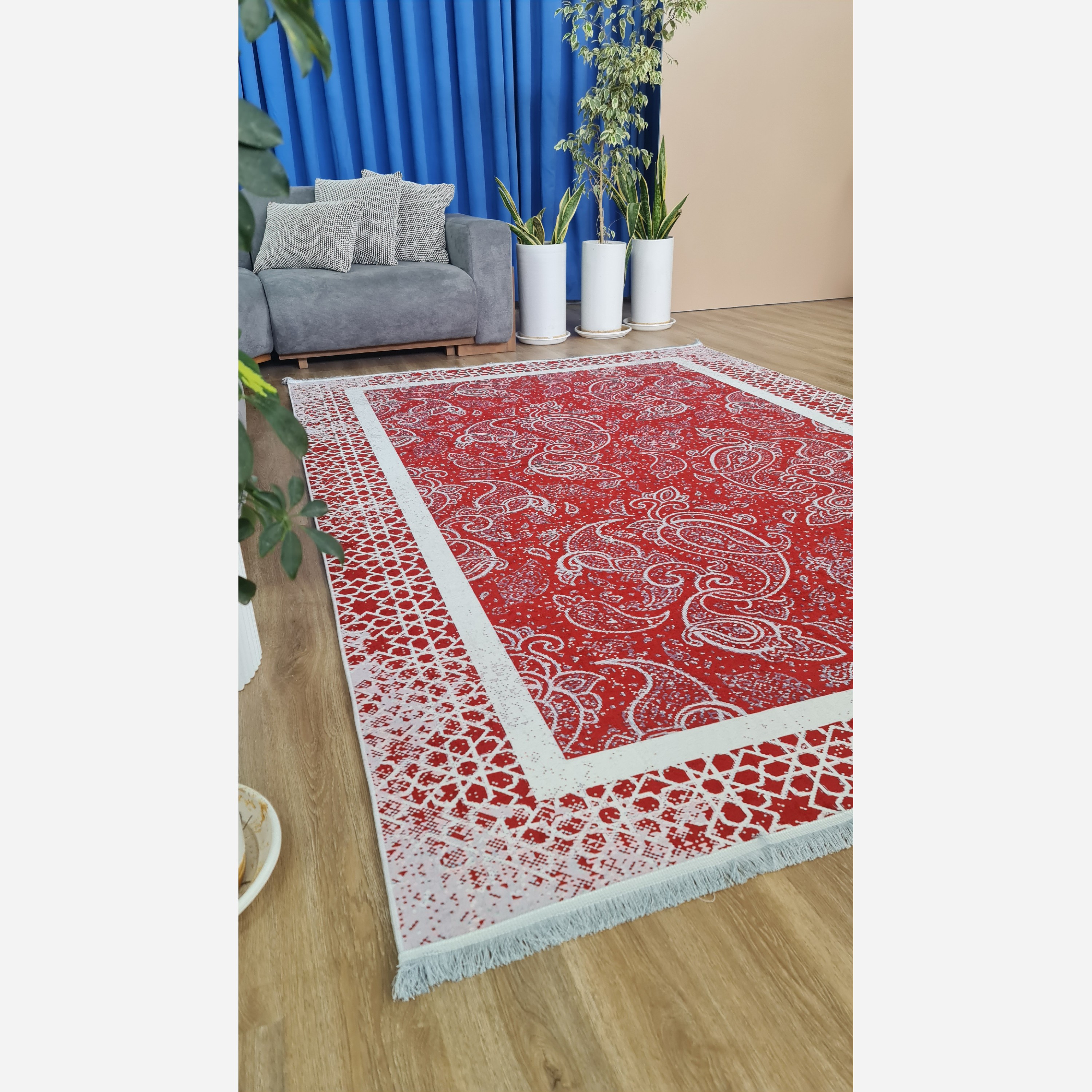 فرشینه مدرن آلبالویی جنس رویه مخمل هازان ترک (پس کرایه)