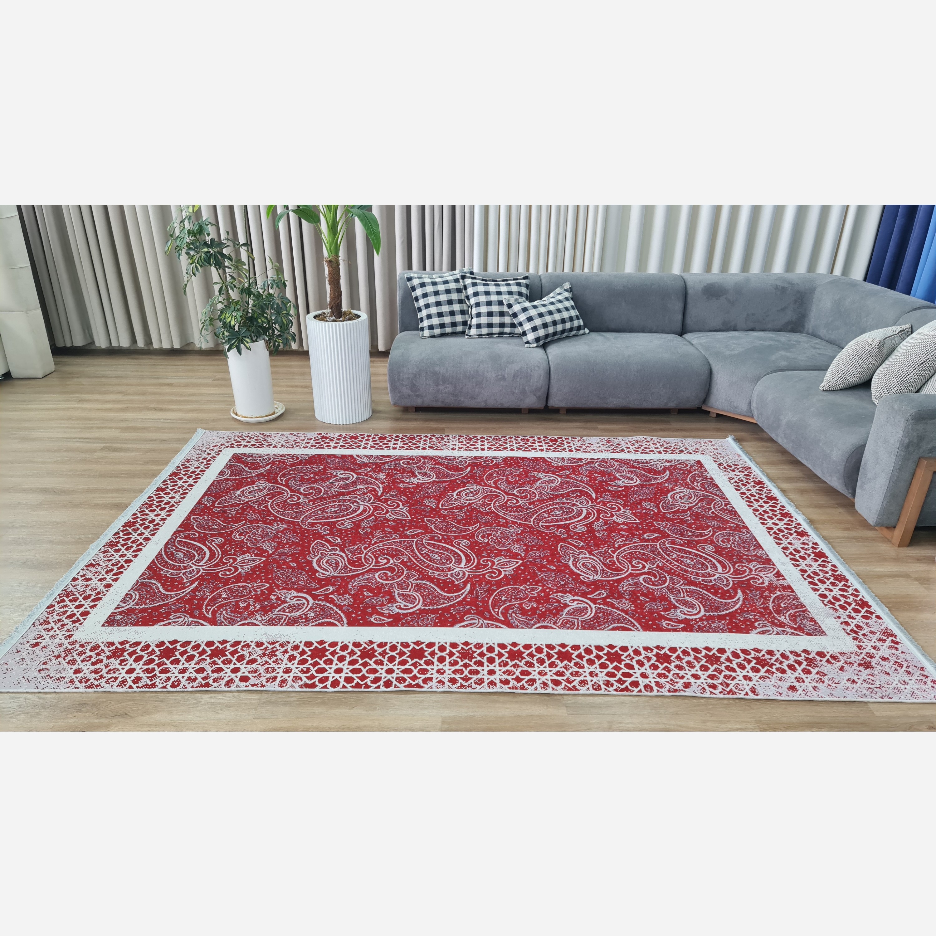 فرشینه مدرن آلبالویی جنس رویه مخمل هازان ترک (پس کرایه)