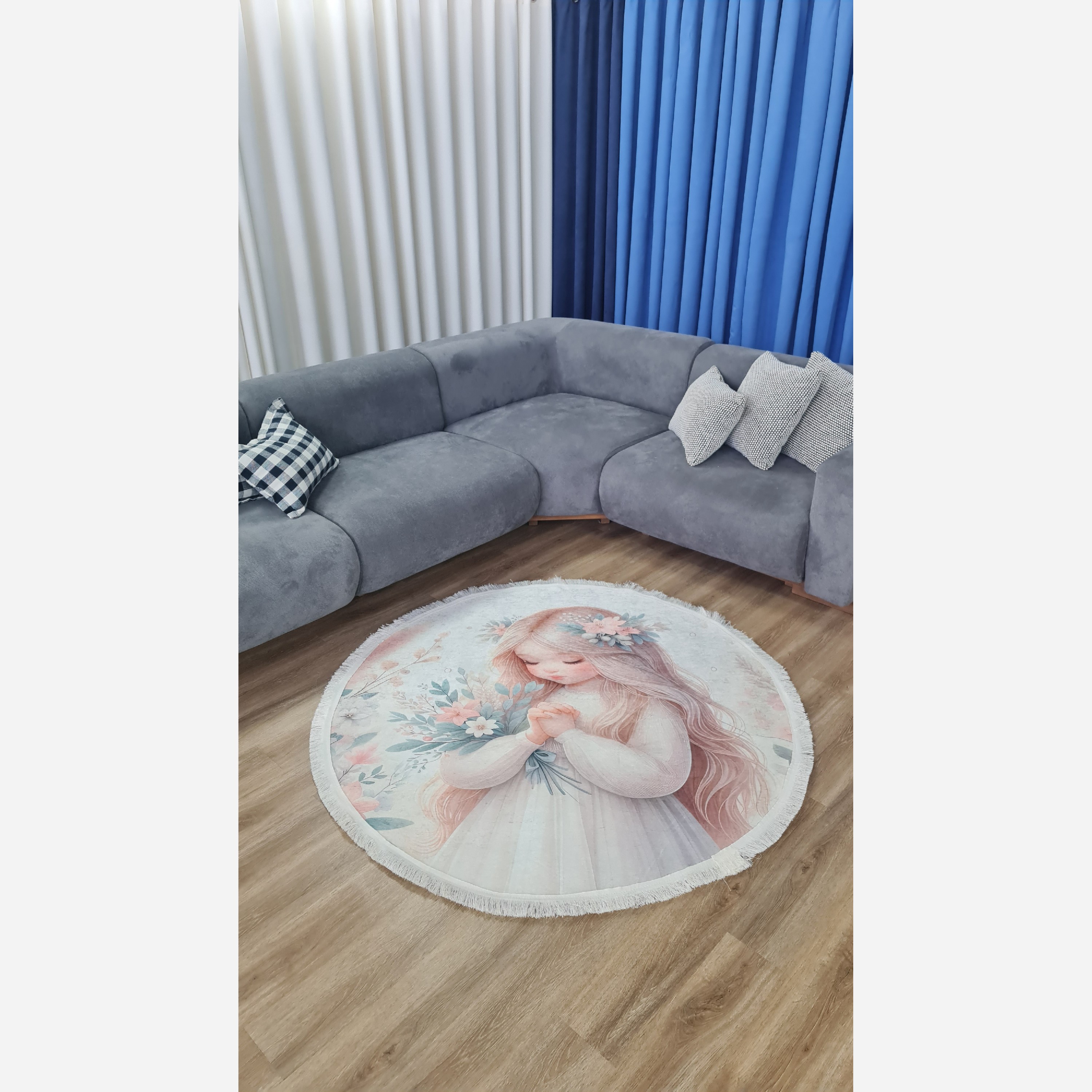 فرشینه مدرن دایره ای استُپ دار (اصلا لیز نمیخوره) رویه مخمل (پس کرایه)