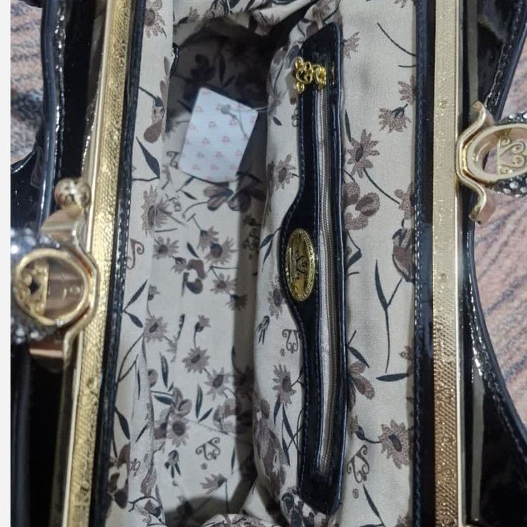 کیف ورنی مجلسی وارداتی برندT.N.X.G