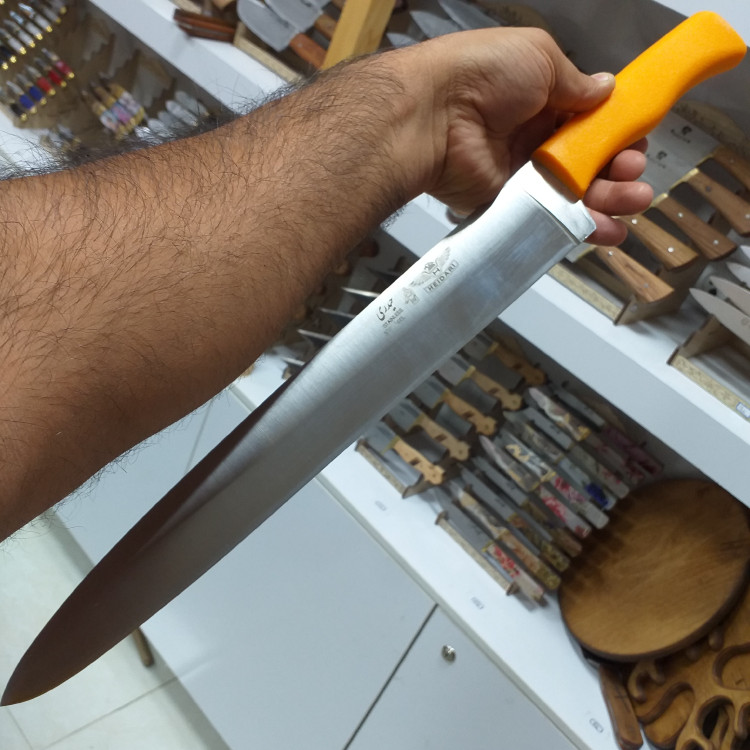 چاقو حیدری اصل برند حیدری طول کل چاقو 52 سانت فولاداستیل استیلنس ضدزنگ ضخامت تیغه 4 میل طول تیغه 38 سانت دسته 14 سانت