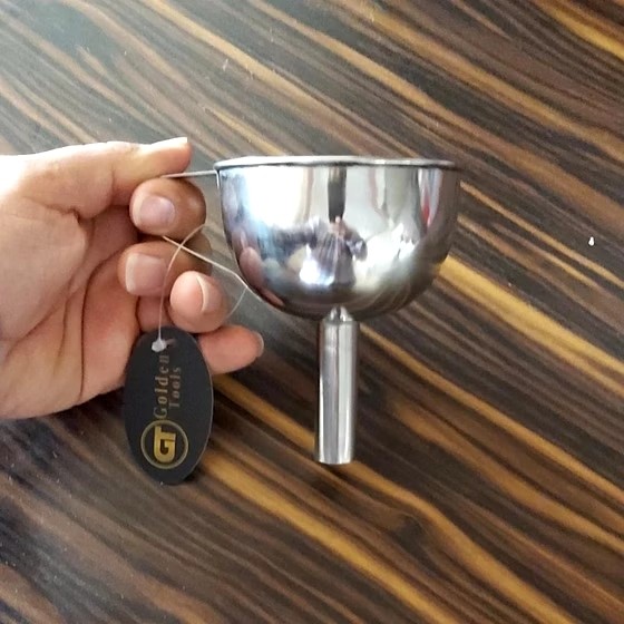 قیف استیل صافی دار