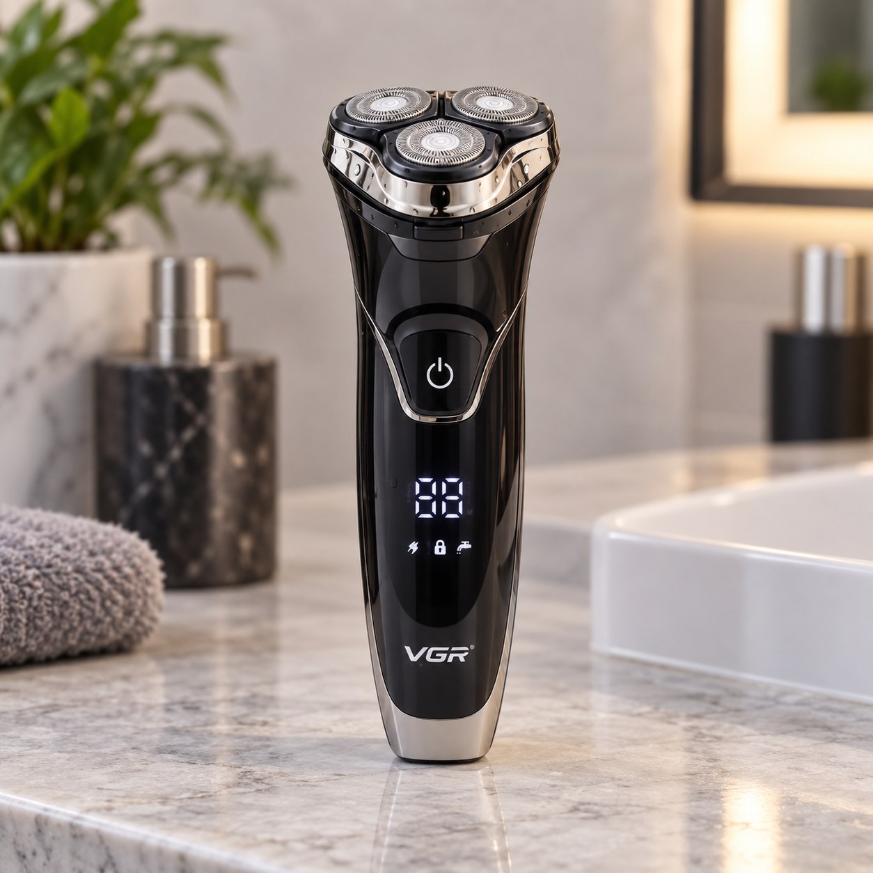 ماشین اصلاح صورت و ریش تراش وی جی آر مدل VGR V-318 سه تیغه چرخشی شارژی USB ضدآب IPX6 با نمایشگر LED و باتری 600 میلیآمپ