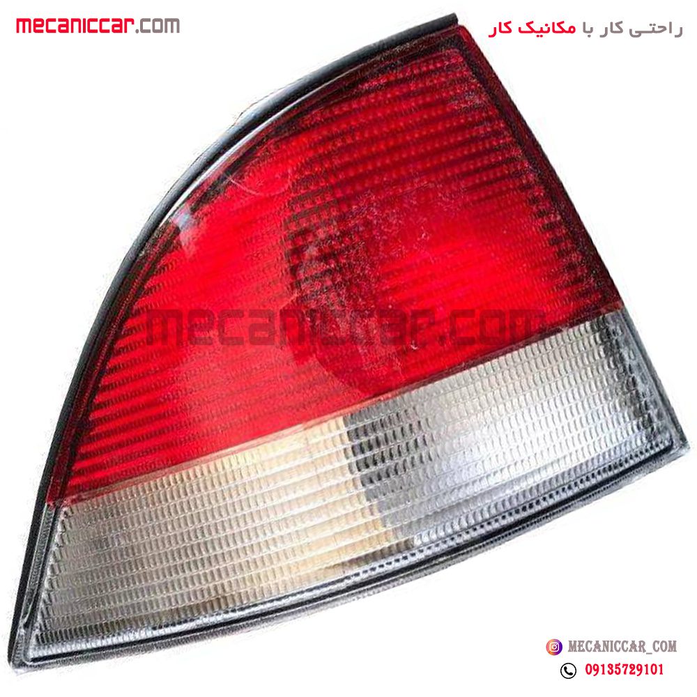 چراغ خطر عقب چپ معمولی روی گلگیر سمند بدون لامپ و دسته سیم جمع ساز