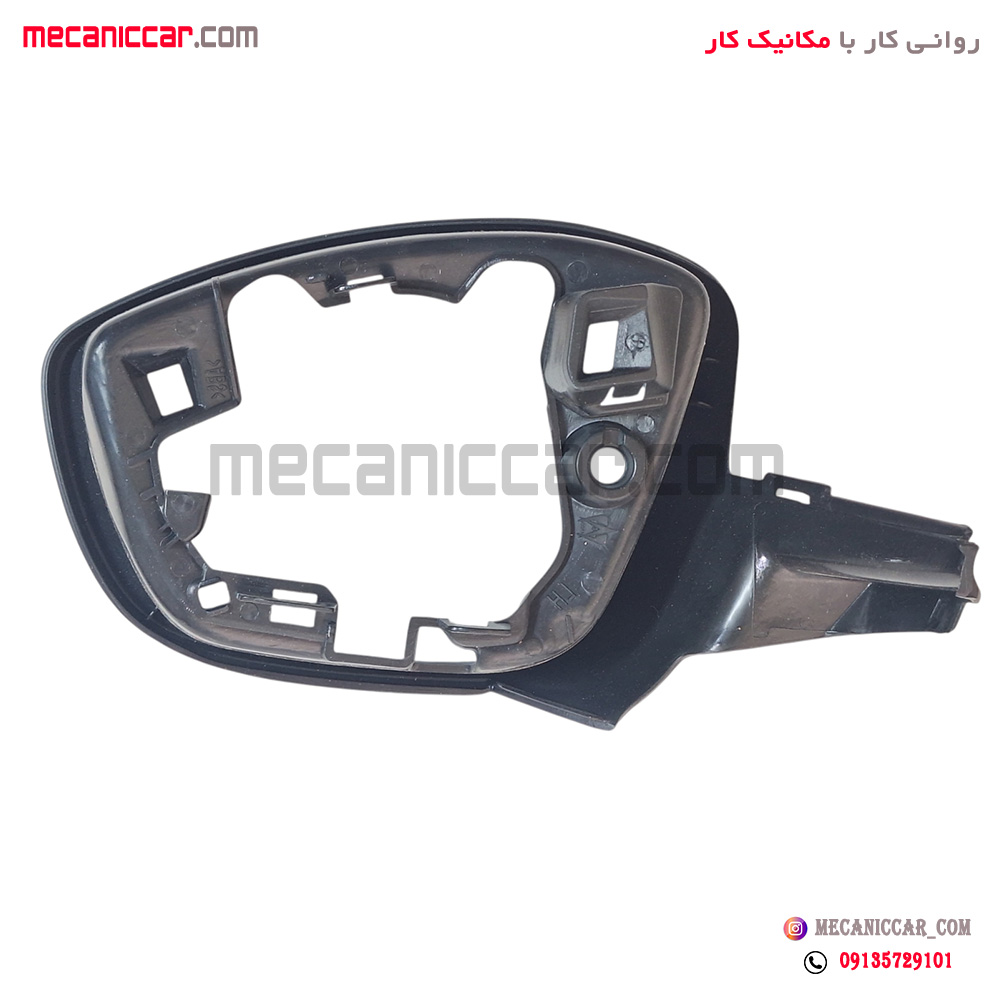 زه دور قاب اینه راست تارا