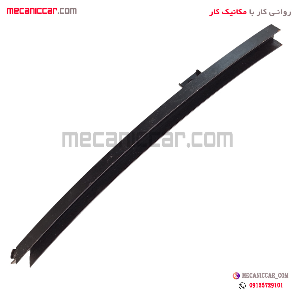 قطعه فلزی عمودی بین لچکی و شیشه عقب چپ پژو 405 و پارس