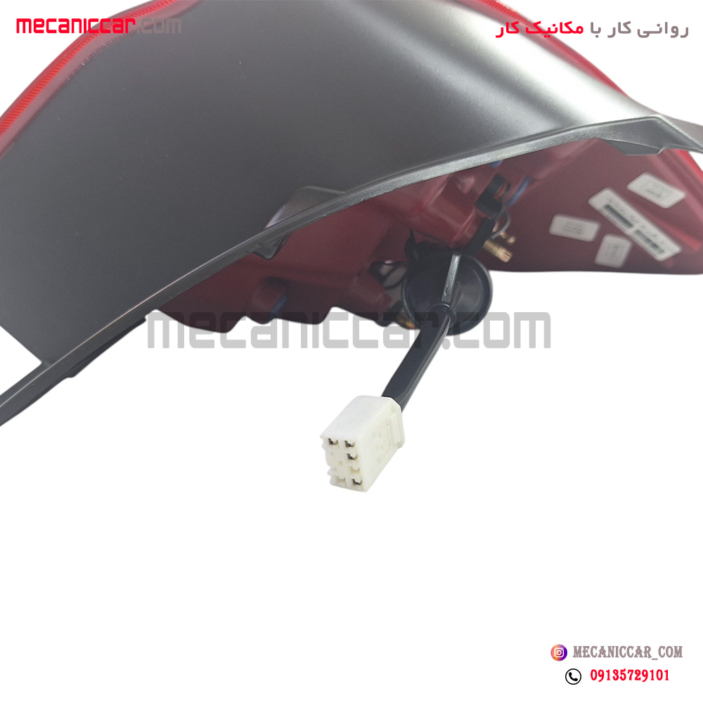 چراغ خطر روی گلگیر چپ کوئیک کروز