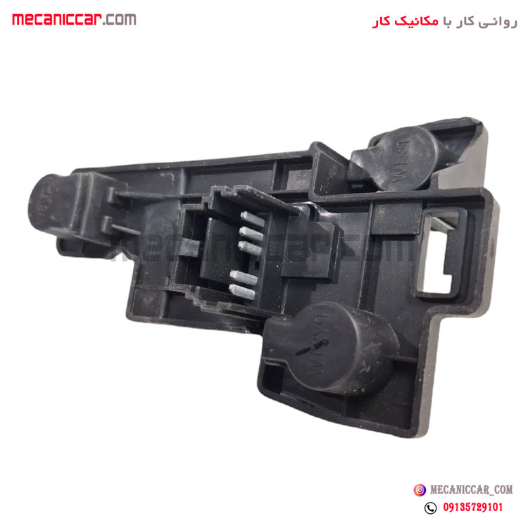 جا لامپی (سوکت چراغ خطر) راست پارس L90 تندر اصلی