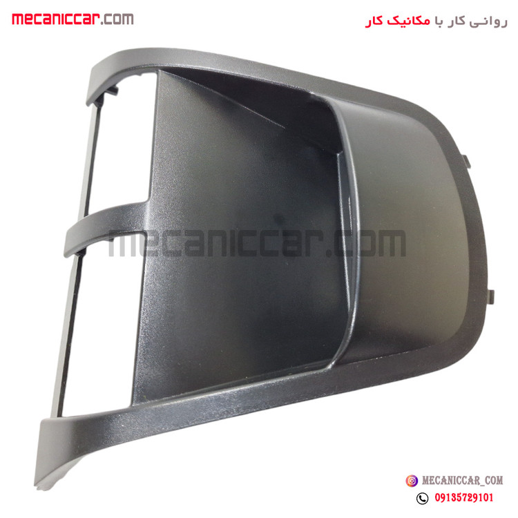 قاب ساعت و دریچه هوا وسط داشبورد تیبا