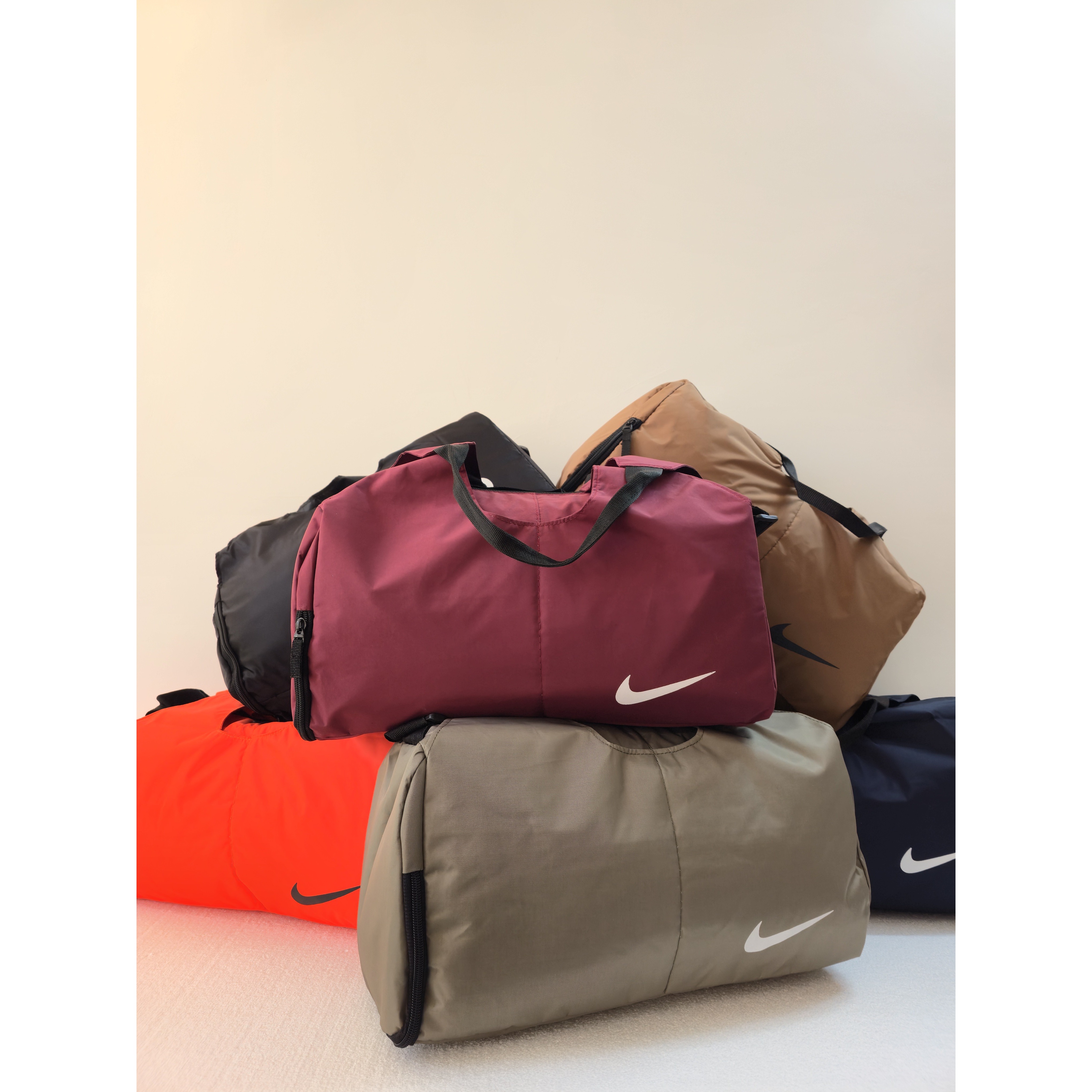 ساک باشگاهی جاکفشی دار زنانه مدل یوگایی (مارک به صورت رندوم alo, nike)